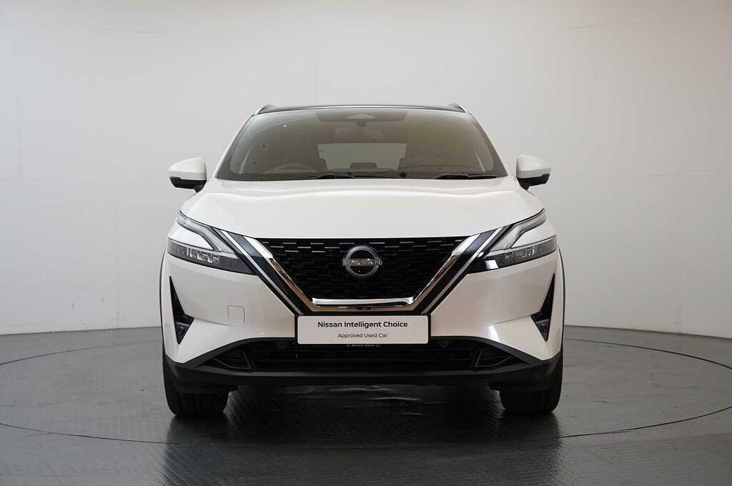 Nissan Qashqai 1.3 Dig-t Mh Tekna White #4