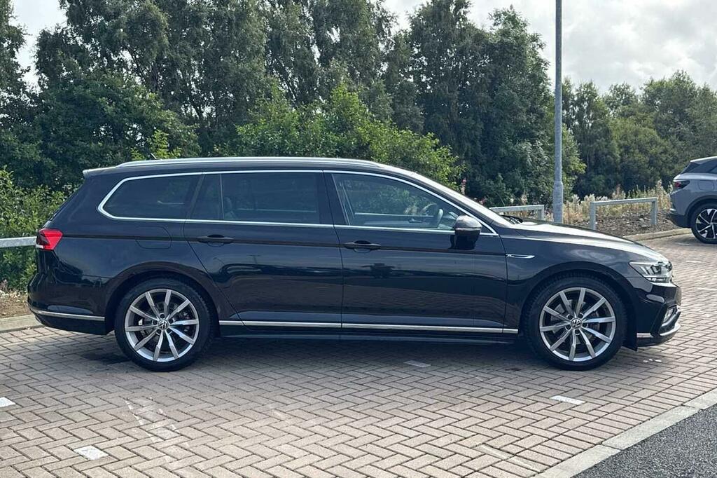 Volkswagen Passat 1.5 Tsi Evo R-line Dsg Black #4