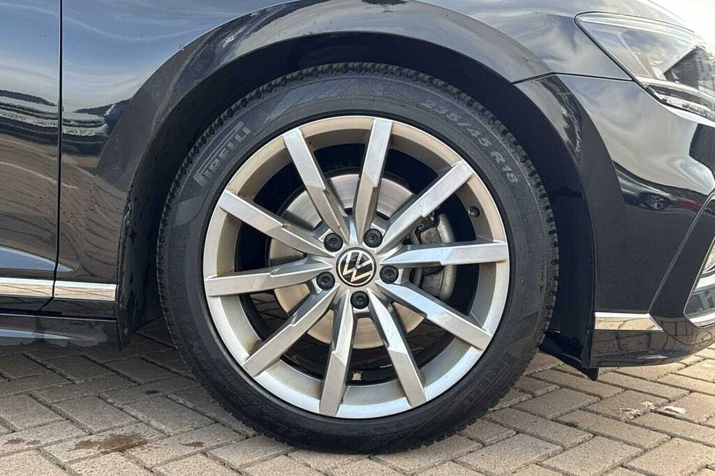 Volkswagen Passat 1.5 Tsi Evo R-line Dsg Black #5