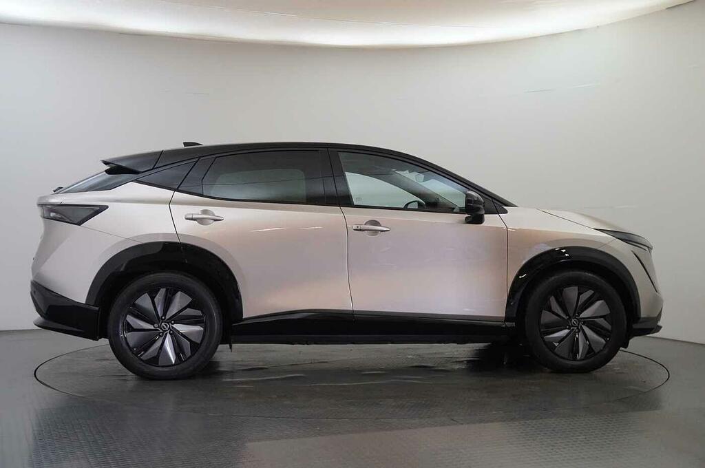 Nissan Ariya 225Kw Advance 87Kwh 22Kwch E-4orce Silver #6