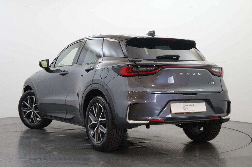 Lexus LBX 1.5 Premium Plus E-cvt Grey #3