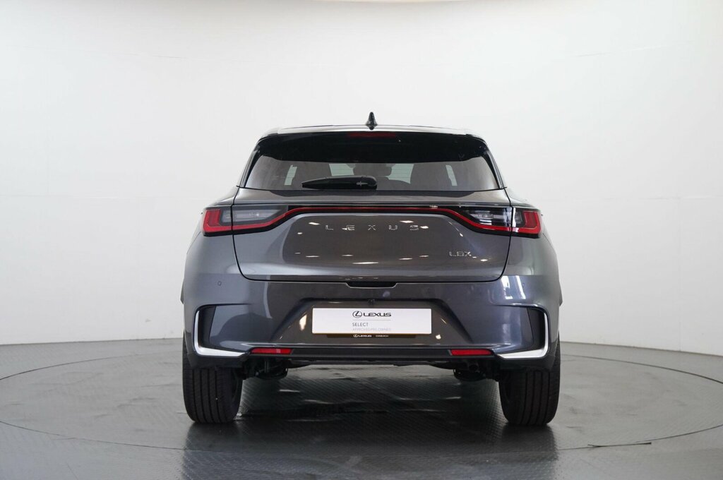 Lexus LBX 1.5 Premium Plus E-cvt Grey #5