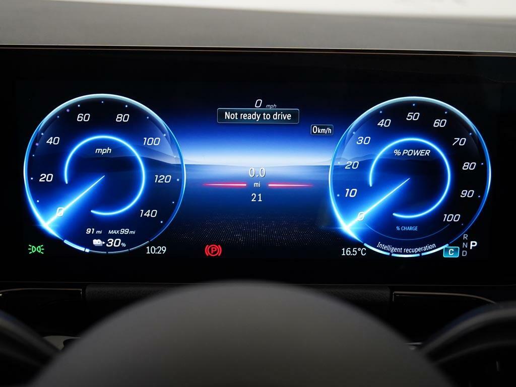Mercedes-Benz EQA Eqa 250 140Kw Amg Line Premium 70.5Kwh Blue #4