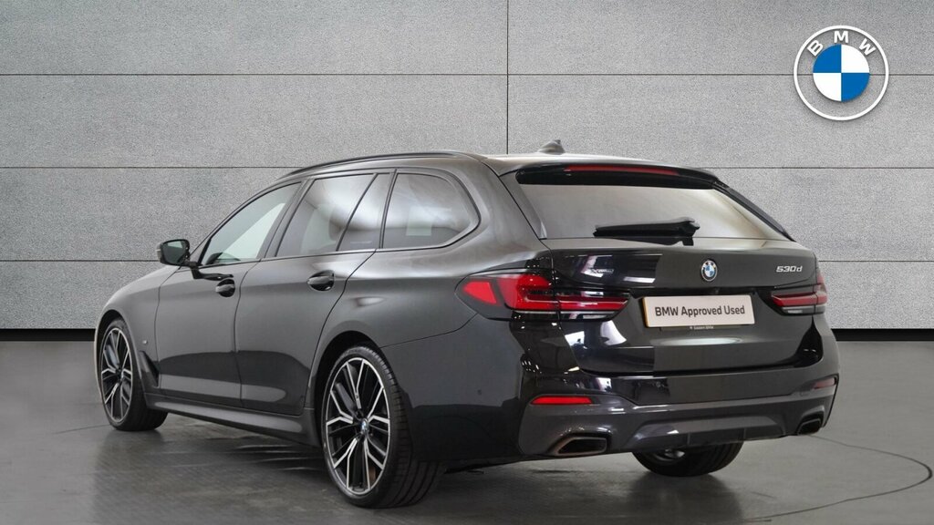 BMW 5 Series 530D Xdrive Mht M Sport Black #2