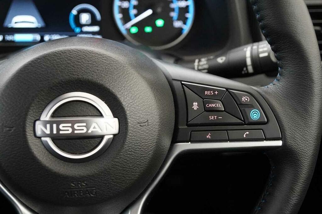 Nissan Leaf E Tekna Silver #34