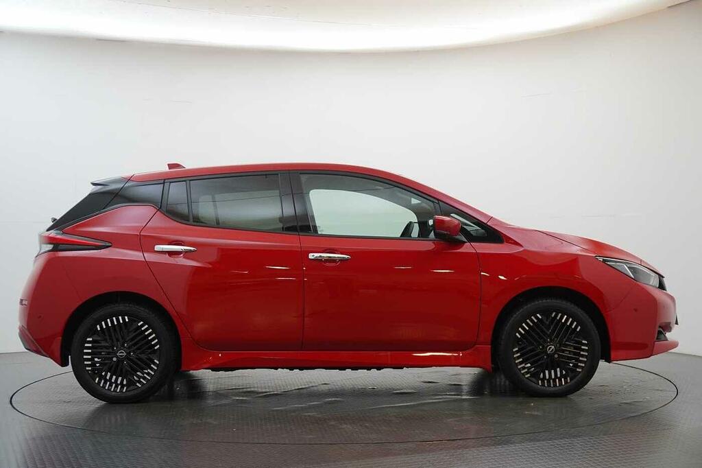 Nissan Leaf E 59Kw Tekna With Bose Audio And Pro Pilot T Red #6