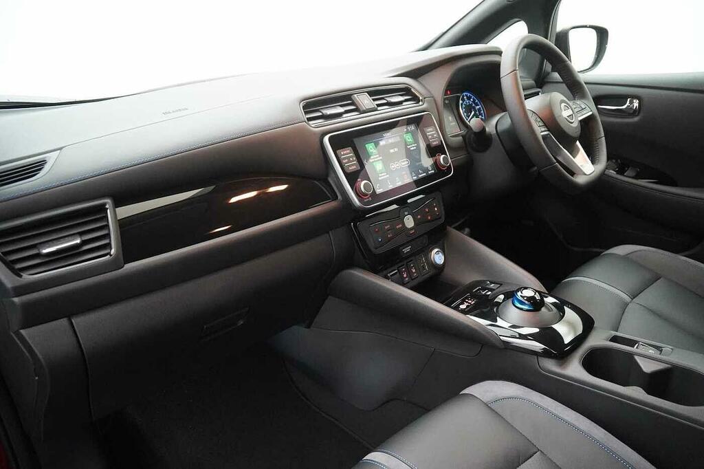 Nissan Leaf E 59Kw Tekna With Bose Audio And Pro Pilot T Red #2