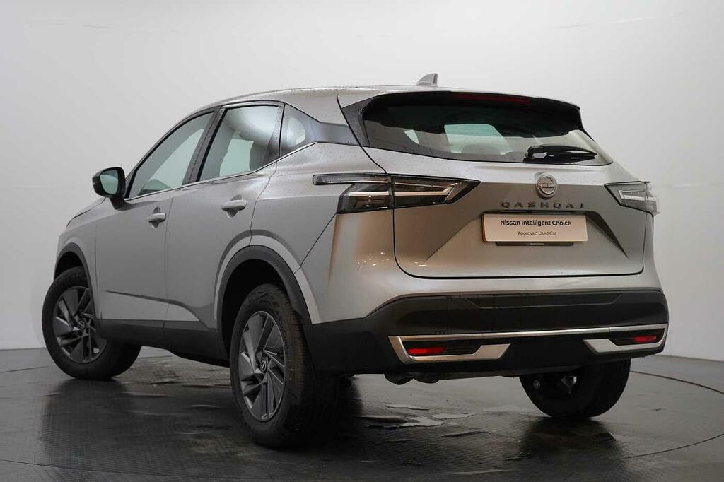 Nissan Qashqai 1.3 Dig-t Mh 140 Acenta Premium With Rear View Cam Silver #3