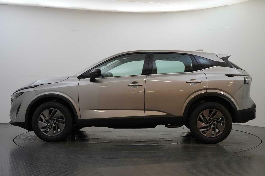 Nissan Qashqai 1.3 Dig-t Mh 140 Acenta Premium With Rear View Cam Silver #5
