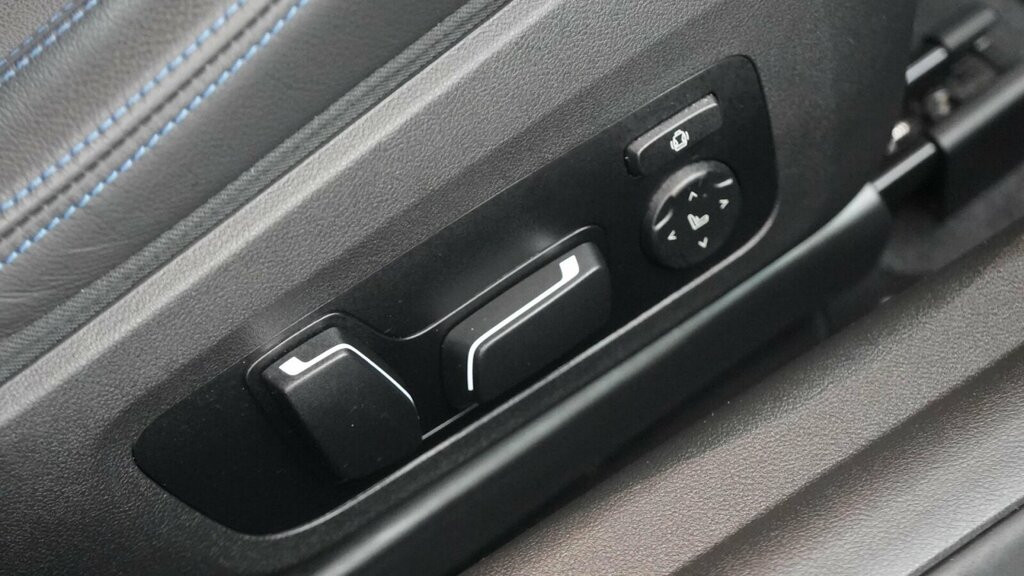 BMW M2 3L Null Black #35