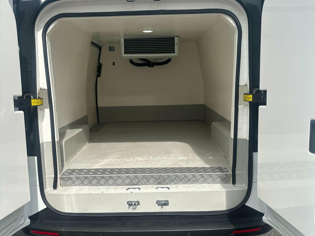 Maxus Deliver 7 Fridge Van L2h1 88Kwh My24 White #2