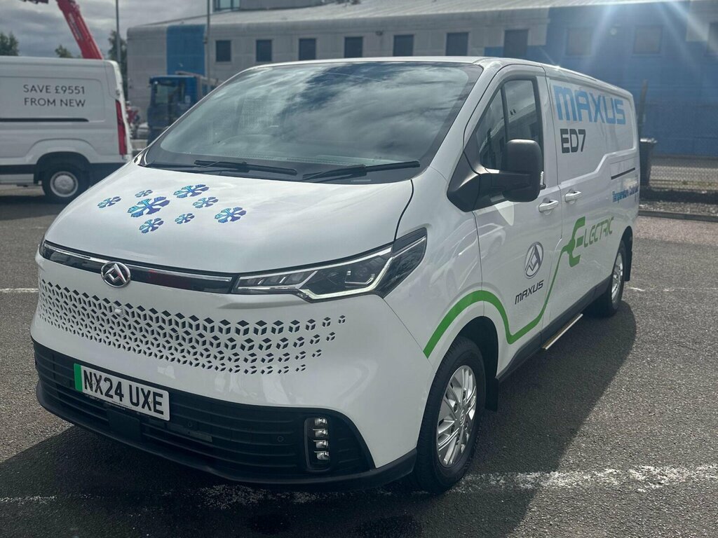 Maxus Deliver 7 Fridge Van L2h1 88Kwh My24 White