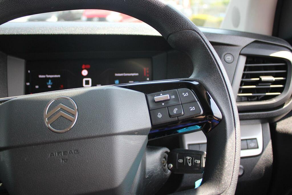 Citroen Dispatch Dispatch Driver White #15