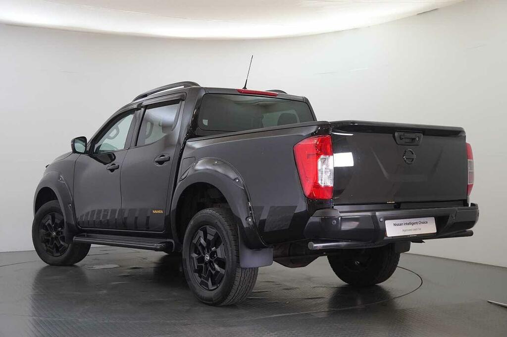 Nissan Navara Double Cab Pick Up N-guard 2.3Dci 190 Tt 4Wd Black #3