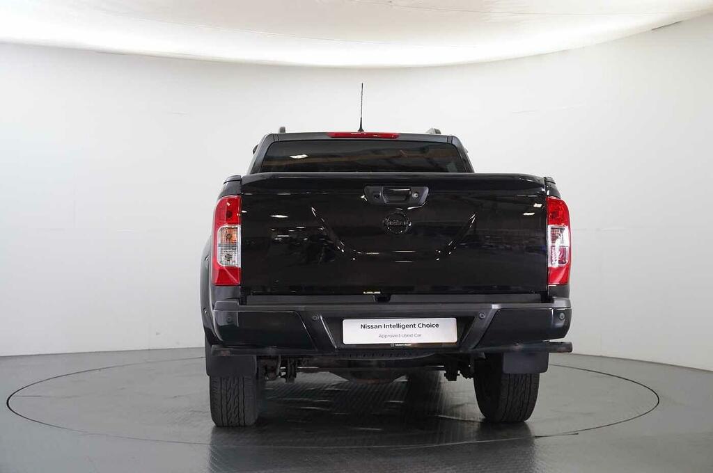 Nissan Navara Navara Tekna Dci Black #7