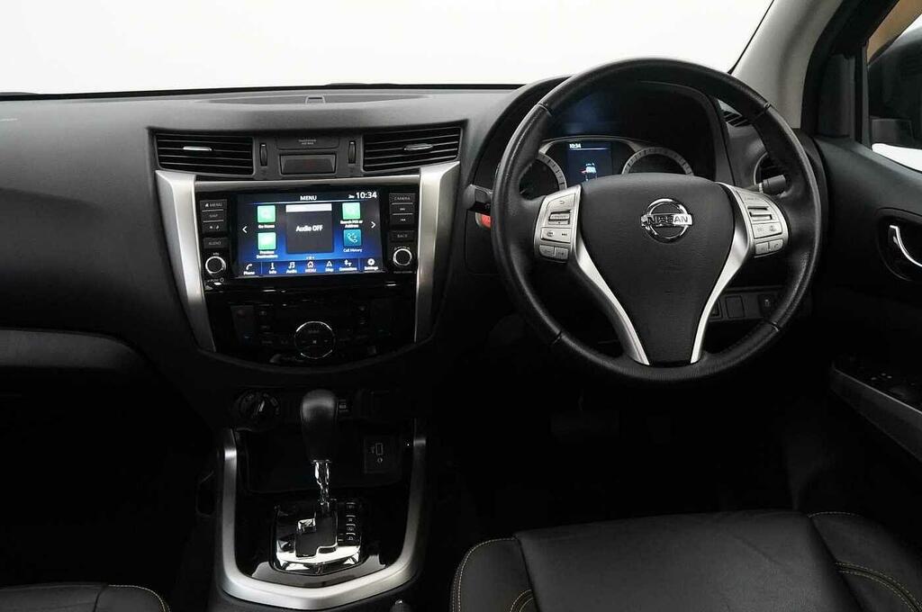 Nissan Navara Navara Tekna Dci Black #15