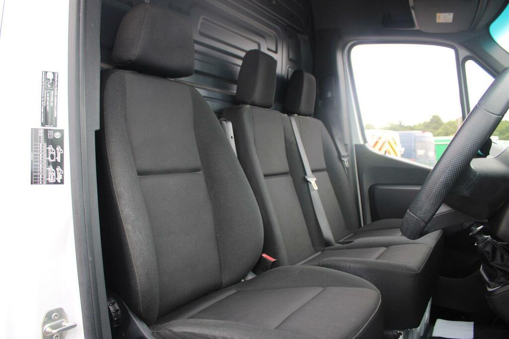 Mercedes-Benz Sprinter 3.5T H2 Pro Van White #3