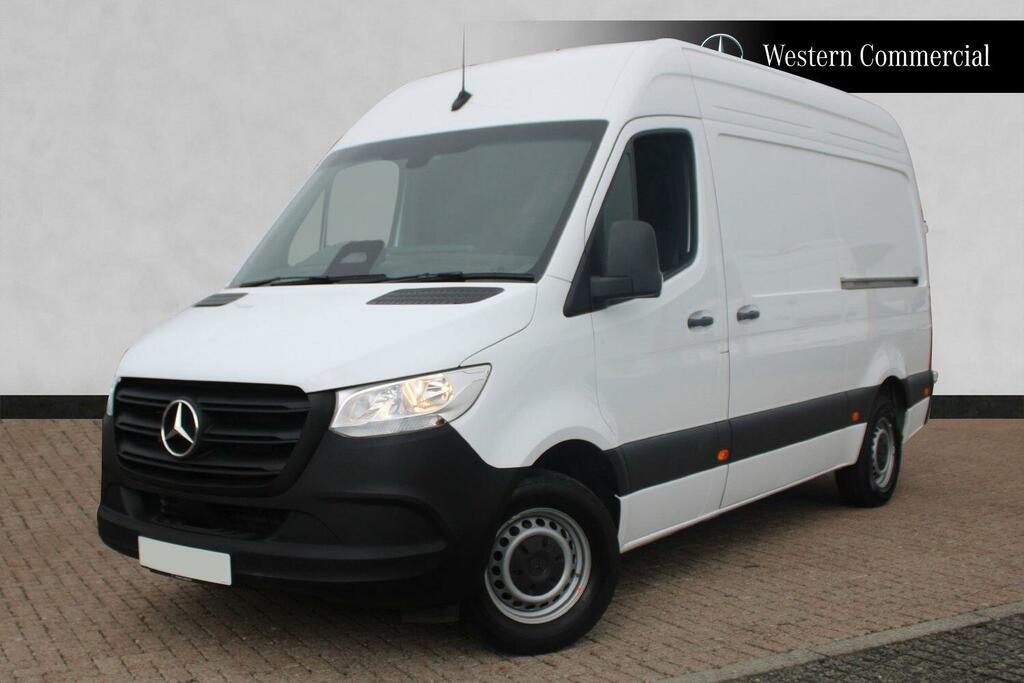 Mercedes-Benz Sprinter 3.5T H2 Pro Van   #4