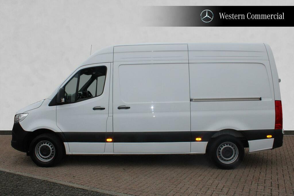 Mercedes-Benz Sprinter 3.5T H2 Pro Van   #5