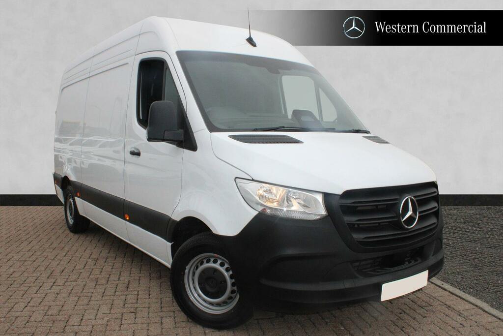 Mercedes-Benz Sprinter 3.5T H2 Pro Van