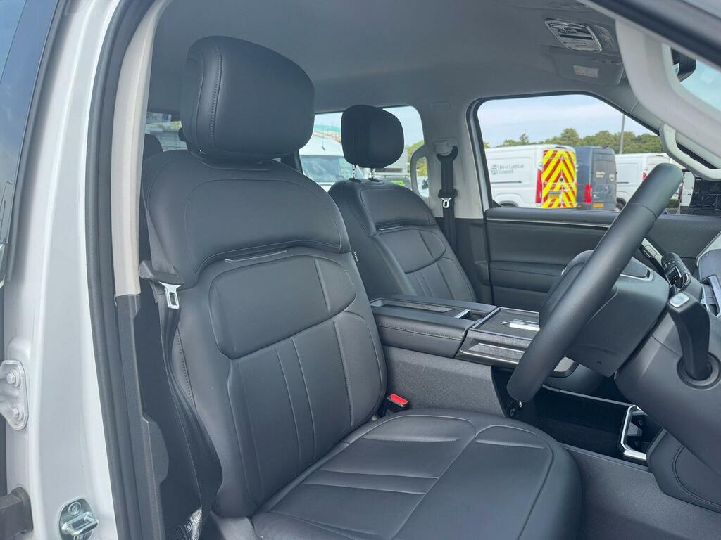 Maxus eTerron 9 .Double Cab White #33