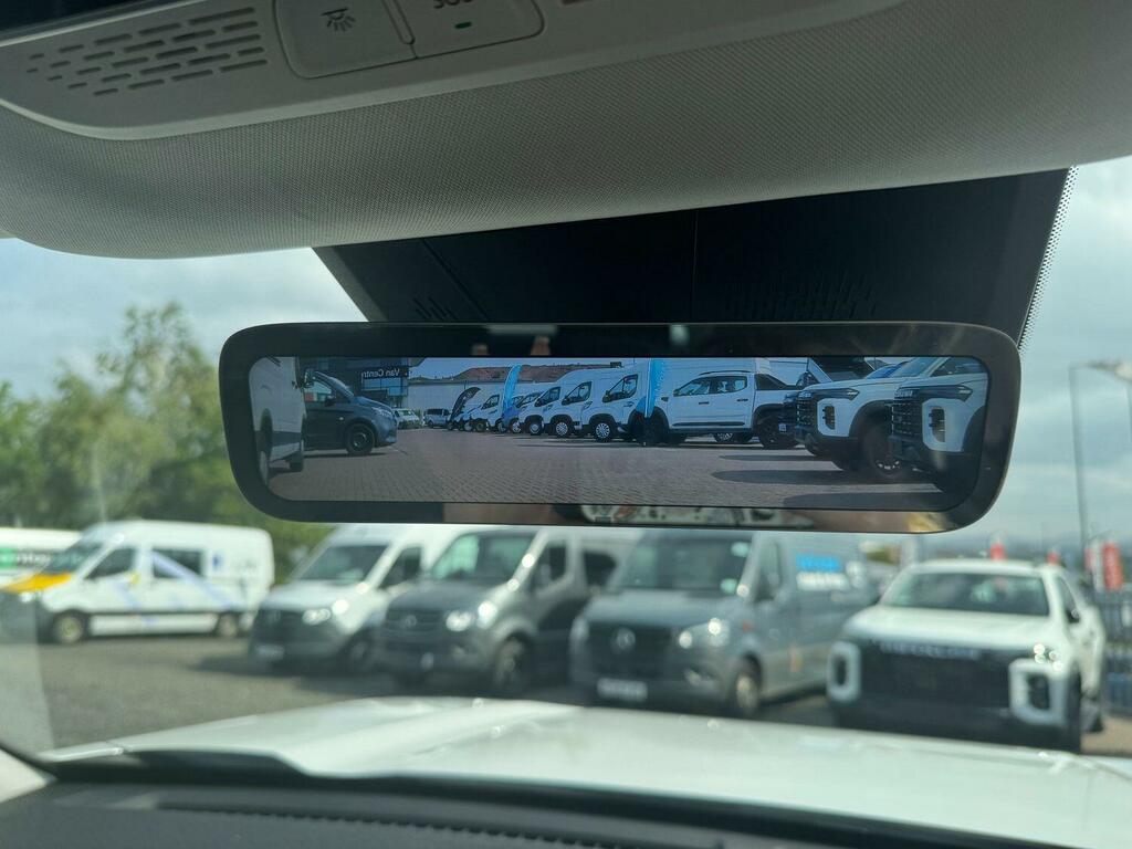 Maxus eTerron 9 .Double Cab White #23