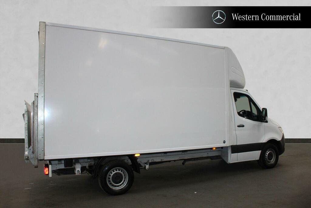 Mercedes-Benz Sprinter 3.5T Chassis Cab White #4
