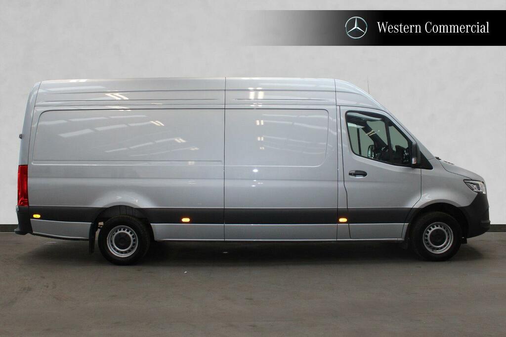 Mercedes-Benz Sprinter 3.5T H2 Select Van Silver #6