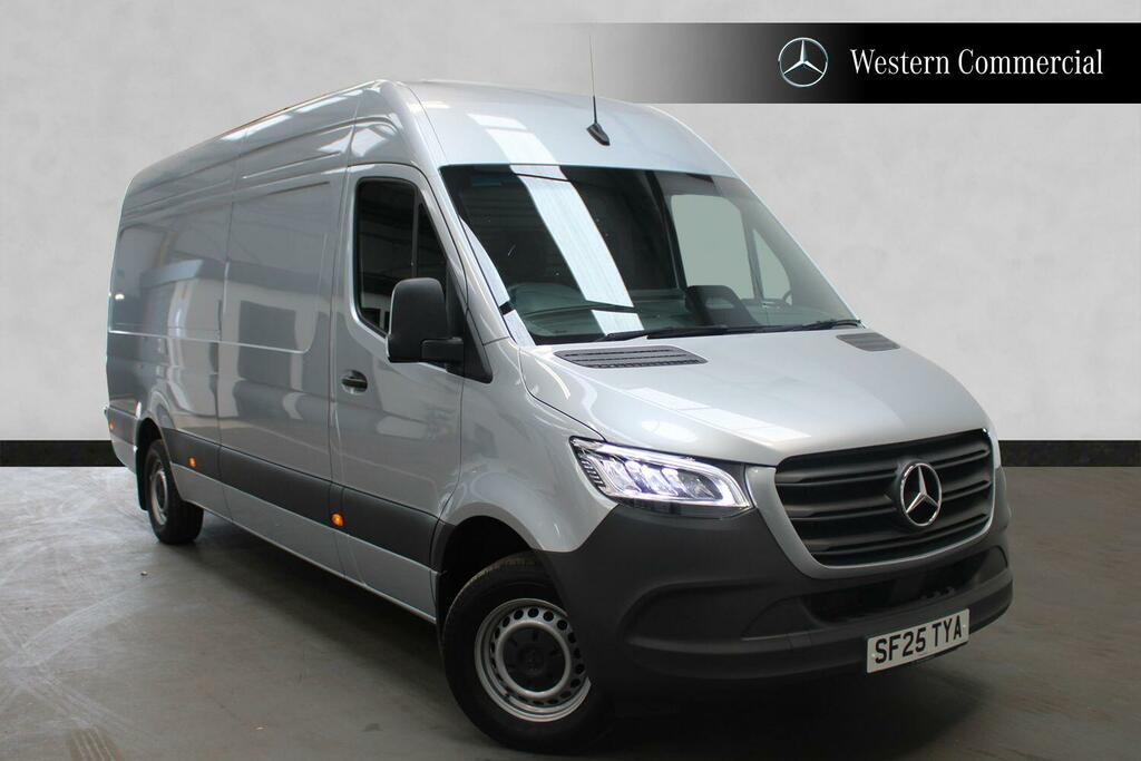 Mercedes-Benz Sprinter 3.5T H2 Select Van Silver