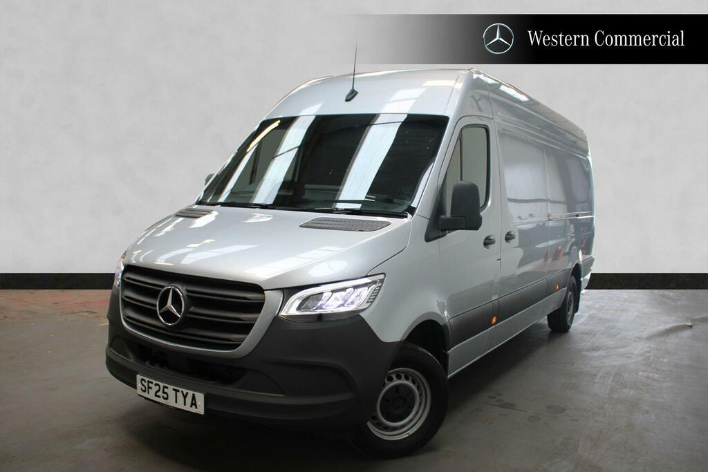 Mercedes-Benz Sprinter 3.5T H2 Select Van Silver #2