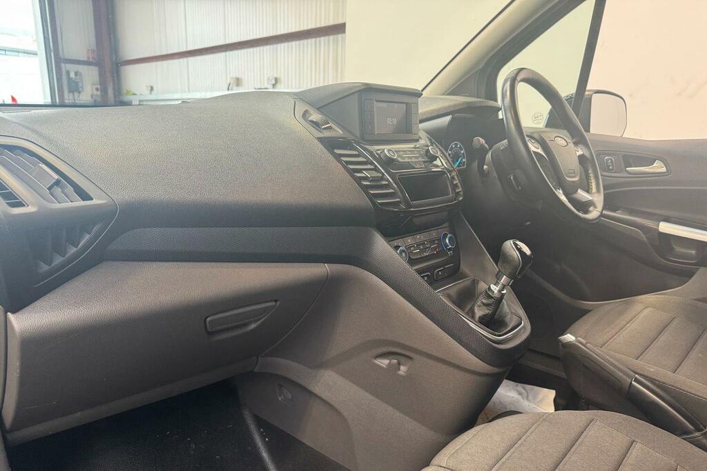 Ford Transit Connect Limited White #27