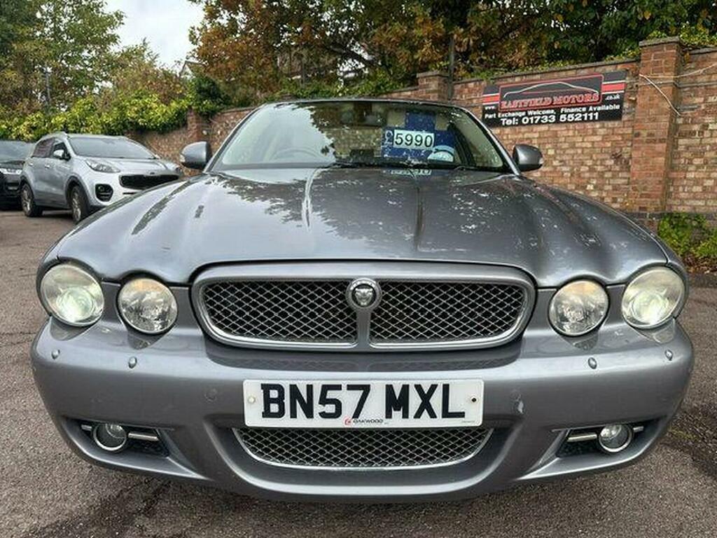 Jaguar XJ Grey #69