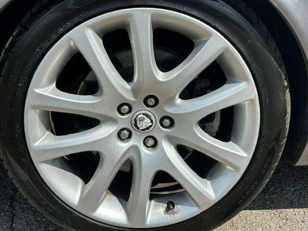 Jaguar XJ Grey #71