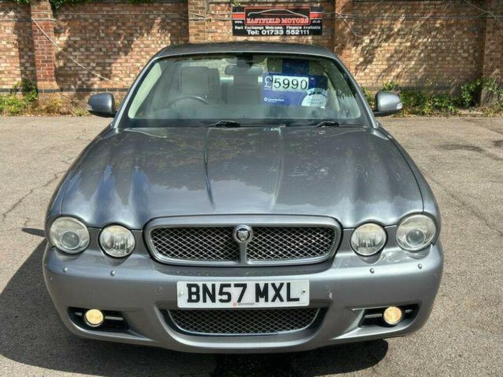 Jaguar XJ Grey #67