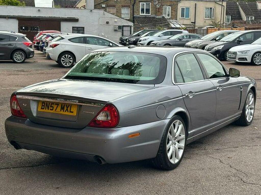 Jaguar XJ Grey #52