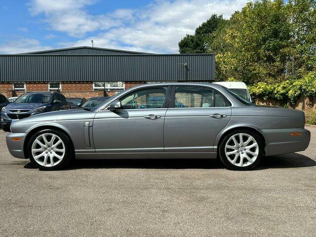 Jaguar XJ Saloon 2.7 Td Sovereign 200757 Grey #2