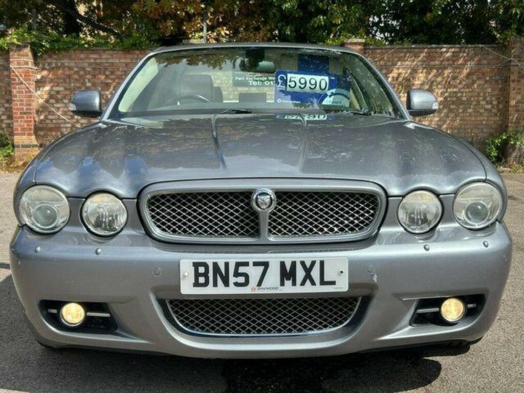 Jaguar XJ Grey #27