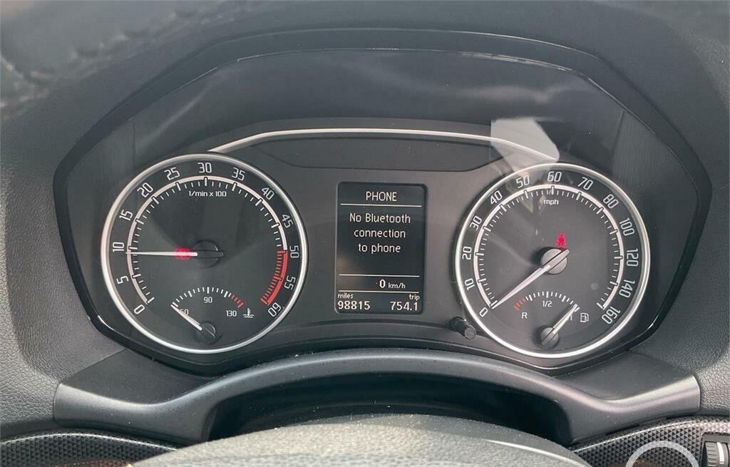 Skoda Octavia Grey #10