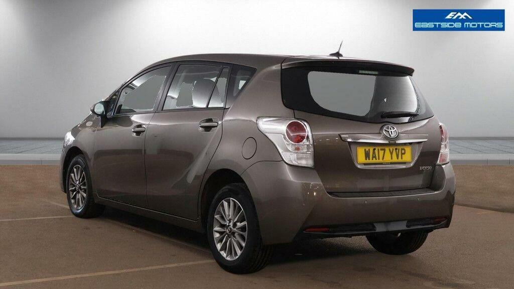 Toyota Verso Mpv 1.6 V-matic Icon Euro 6 7 Seat 201717 Brown #3