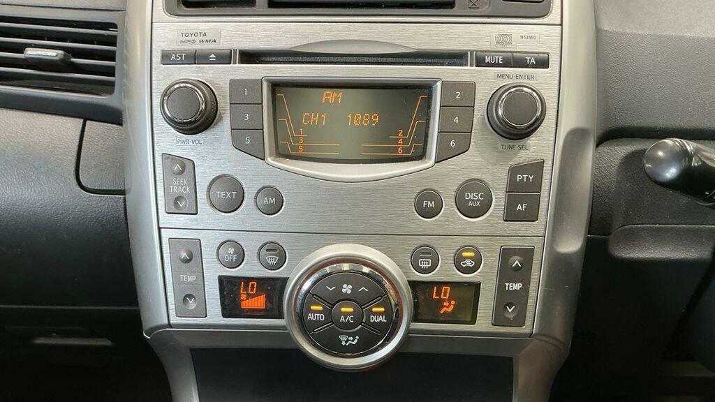 Toyota Verso D-4d Tr Silver #7