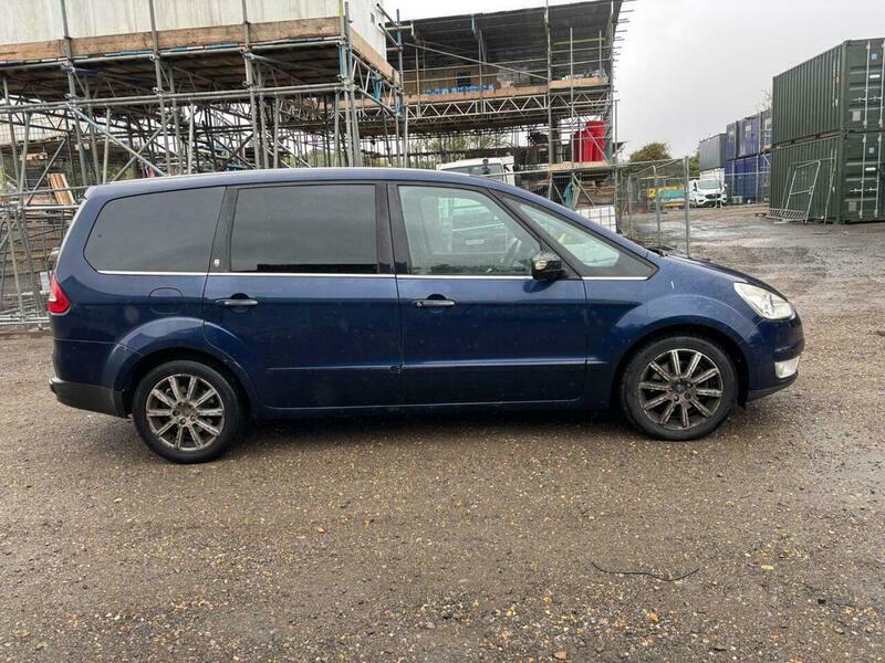 Ford Galaxy  Silver #17
