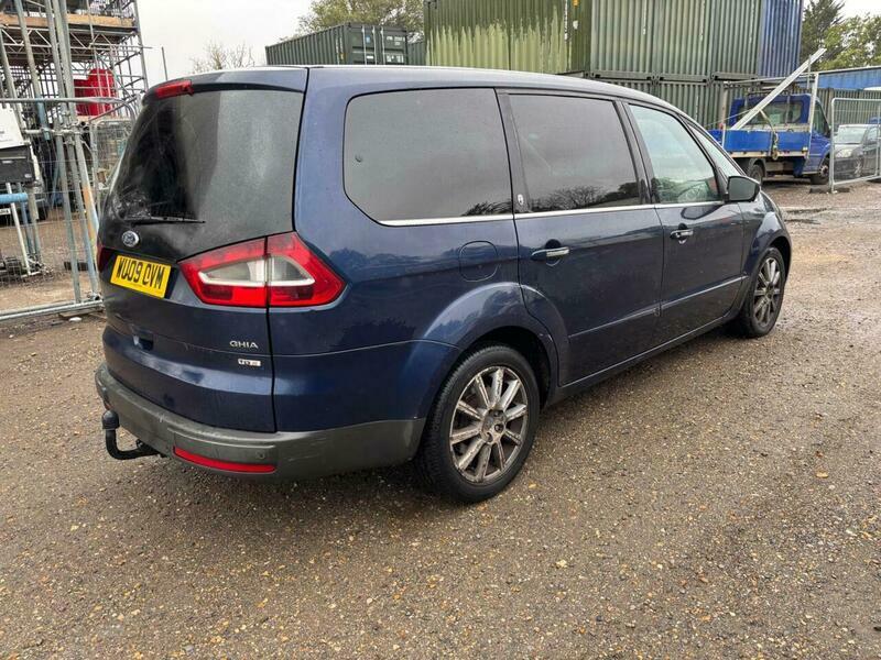 Ford Galaxy  Silver #15
