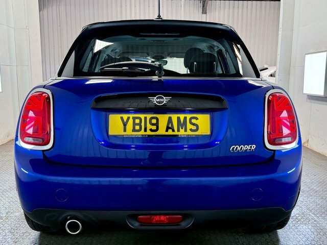 Mini Hatch 2019 1.5 Cooper Classic Hatchback Manua YB19AMS Blue #5