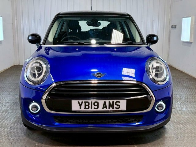 Mini Hatch 2019 1.5 Cooper Classic Hatchback Manua YB19AMS Blue #2