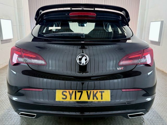 Vauxhall Astra GTC 2017 2.0T Vxr Coupe Euro 6 Ss Black #5