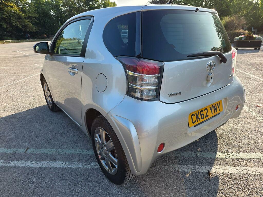 Toyota IQ 1.0 Vvt-i 2 Euro 5 Silver #6