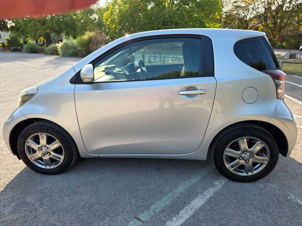 Toyota IQ 1.0 Vvt-i 2 Euro 5 Silver #4