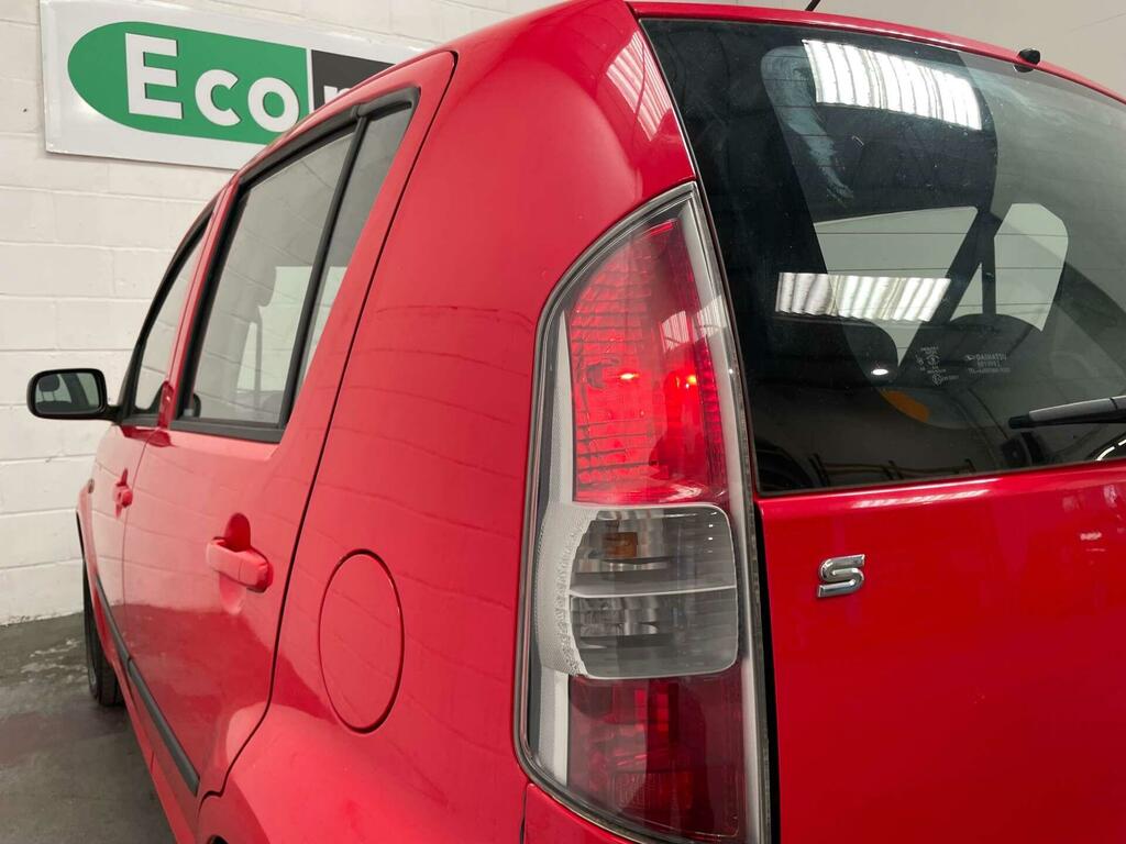 Daihatsu Sirion S 35 Road Tax Red #19