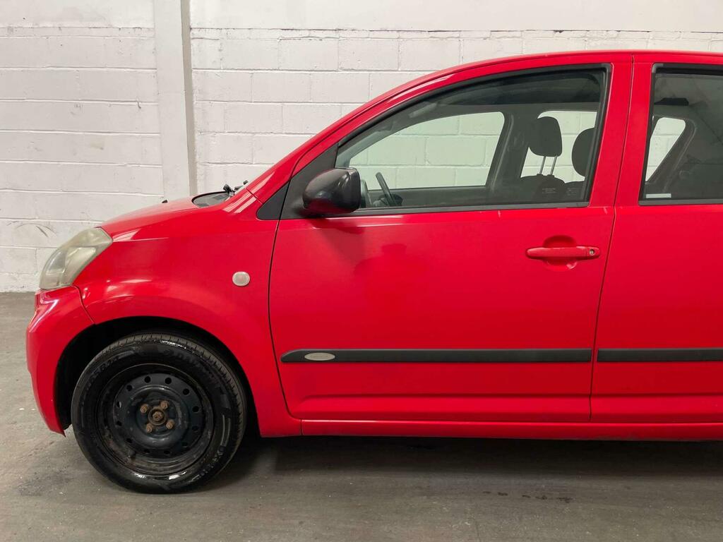 Daihatsu Sirion S 35 Road Tax Red #14