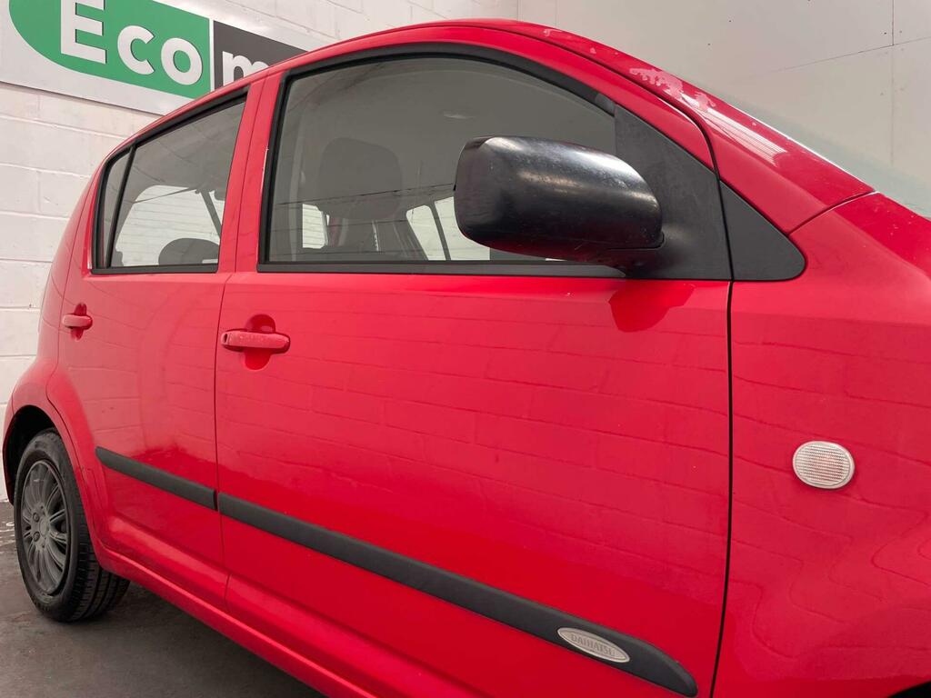 Daihatsu Sirion S 35 Road Tax Red #8